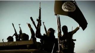 Inyeshyamba zo mu mutwe wa IS zivuga ko zagabye ibitero muri Libya