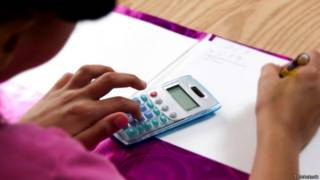 Criança aprende matemática (foto: Thinkstock)