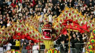 倫敦市中心特拉法加廣場上的春節慶祝活動,已成為亞洲以外規模最大的春節廟會。