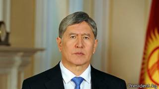 Кыргызстандын президенти Алмазбек Атамбаев