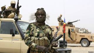 Soldado del ejército de Chad