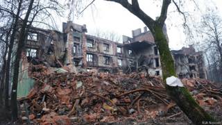 Руины дома Стройбюро в Королеве в 2013 году