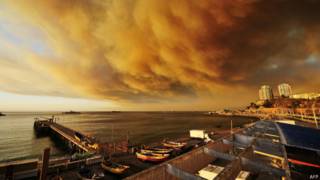Fumaça sobre Valparaiso (Foto: AFP)