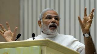 नरेंद्र मोदी