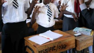 Muri Sierra Leone amashure azosubira gukora mu ndwi iza