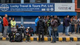 Turistas en Nepal luego del terremoto