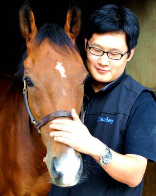 李文:參與純血馬實習項目使我了解到很多新知識