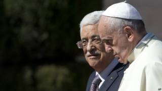 El papa con Abbas