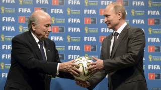 Cựu Chủ tịch Fifa Sepp Blatter và Tổng thống Nga Vladimir Putin