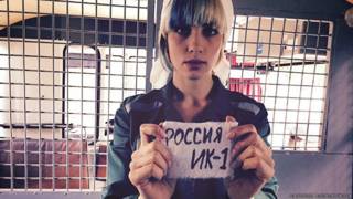 Надежда Толоконникова в автозаке