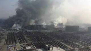 截至周四中午已造成至少44人死亡,其中包括12名消防人員