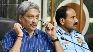 रक्षा मंत्री मनोहर पर्रिकर