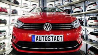 Uruganda Volkswagen rwemeye akamaramaza ko kubesha ku miduga ruhingura