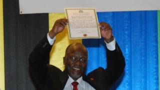John Magufuli asimbuye Jakaya Kikwete urangije manda ze ebyri.