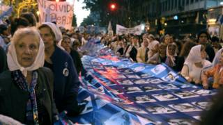 Abuelas de Plaza de Mayo