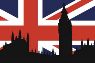 Силует парламента на фоне британского флага