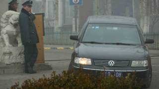 接载浦志强离开北京第一看守所的轿车(22/12/2015)