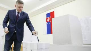 Роберт Фицо