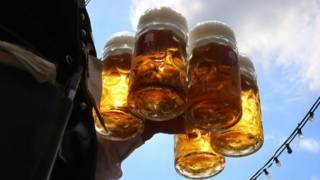 Cervezas en el Oktoberfest, Munich