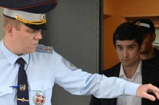 Руслан Шамсуаров у здания Гагаринского суда
