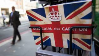 Открытка Keep calm and carry one