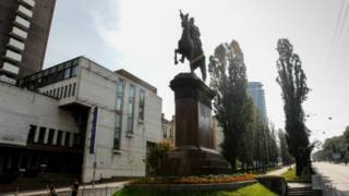 Памятник Николаю Щорсу в центре Киева установили в 1954 году