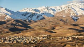 روستایی در نزدیک بجنورد پای رشته کوه های زاگرس