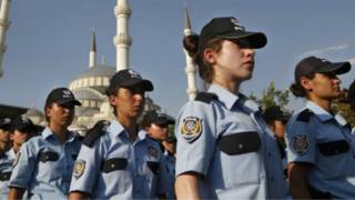 د ترکیې پوځ او قضاء کې لاهم پر حجاب بندیز دی