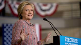 Bà Hillary Clinton