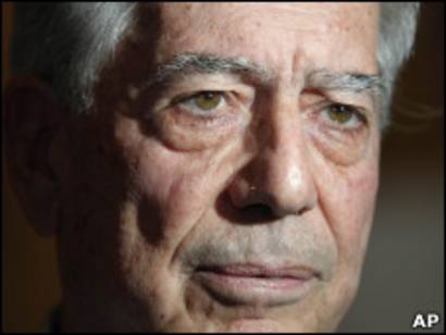Mario Vargas Losa Neobychnyj Laureat Bbc News Russkaya Sluzhba