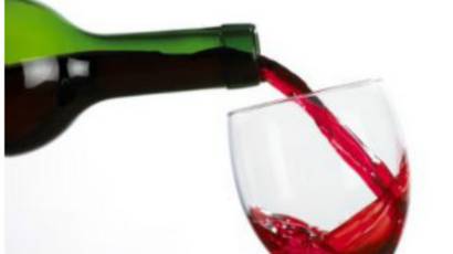 Hace demasiado alcohol baja la presión arterial Hace demasiado alcohol baja la presión arterial