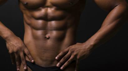 como decir abdominales marcados en ingles