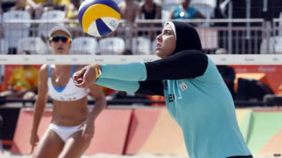 هل الأولمبياد فرصة للتبادل الثقافي أم لإبراز التناقضات Bbc News Arabic