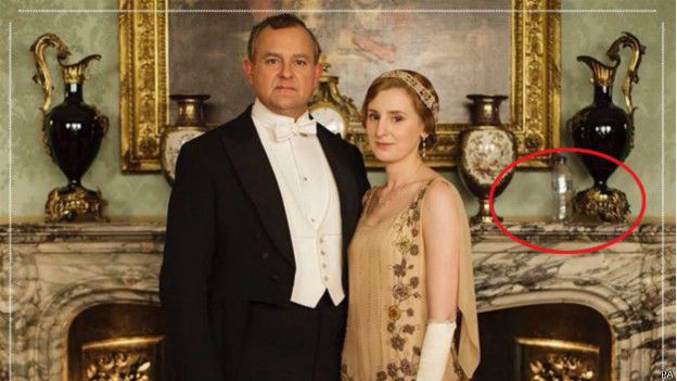 Botella de plástico en Downton Abbey