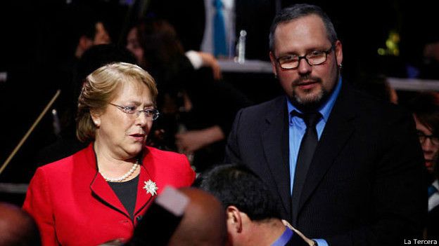 Presidenta chilena. Michelle Bachelet, junto a su hijo Sebastián Dávalos.