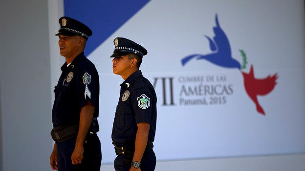 Policía