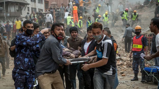 http://ichef.bbci.co.uk/news/ws/624/amz/worldservice/live/assets/images/2015/04/25/150425122616_nepal_quake_survivor_624x351_getty_nocredit.jpg