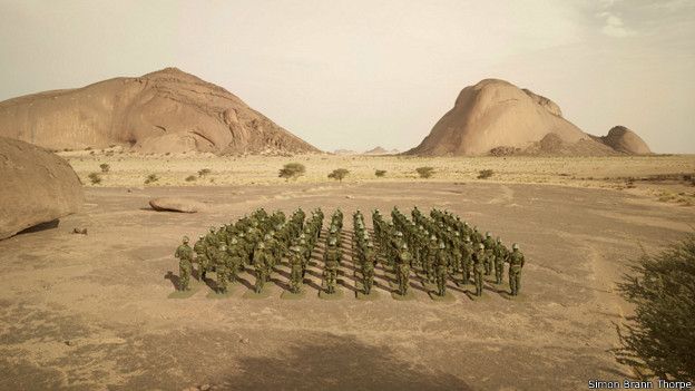 fotos, soldados, juguete, shara occidental, frente polisario, simon brann thorpe,