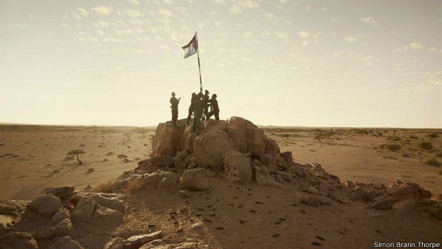 fotos, soldados, juguete, shara occidental, frente polisario, simon brann thorpe