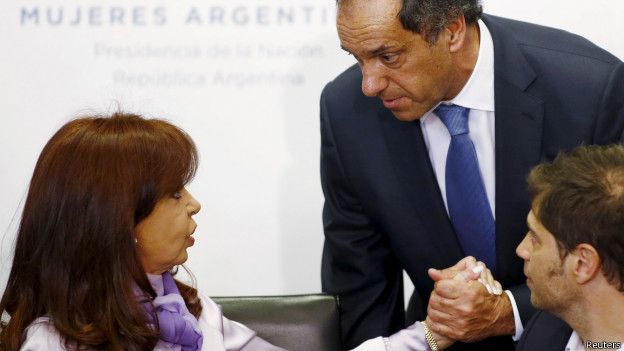 Cristina Fernández de Kirchner con Daniel Scioli y Axel Kicillof