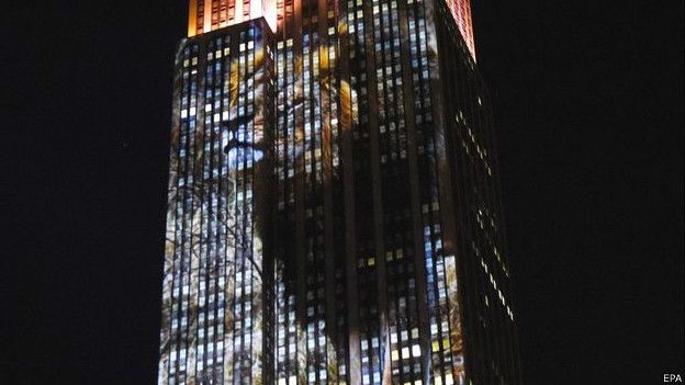 Cecil en el Empire State