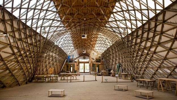 Edificio Downland Gridshell