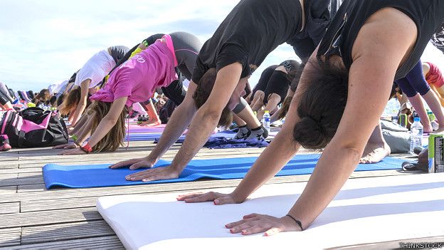 Practicantes de yoga
