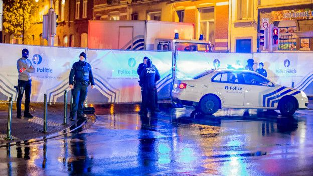 La policía belga detuvo a tres hombres en Bruselas