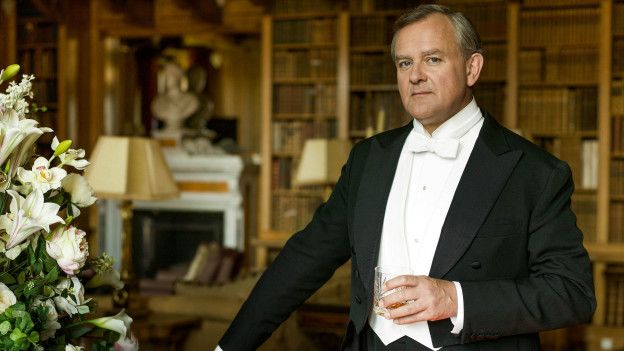 Hugh Bonneville en el papel del conde de Grantham