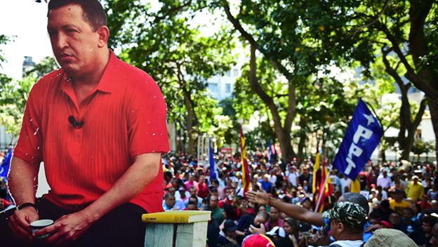 Chavez y Plaza de Bolívar