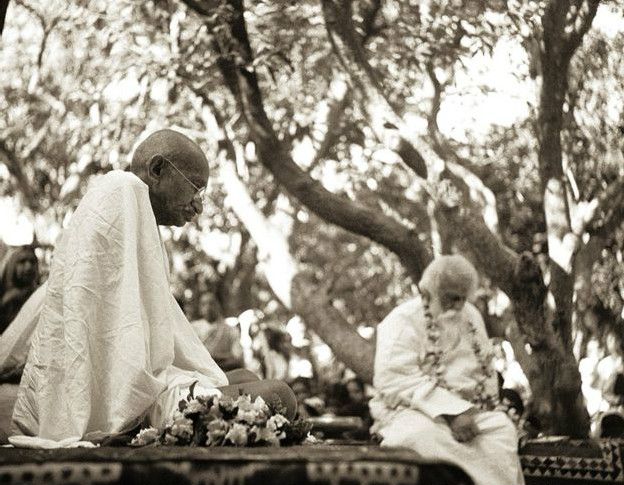 160111152937_mahathma_gandhi_624x485_bbc_nocredit.jpg