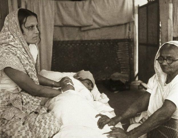 160111153049_mahathma_gandhi_624x485_bbc_nocredit.jpg