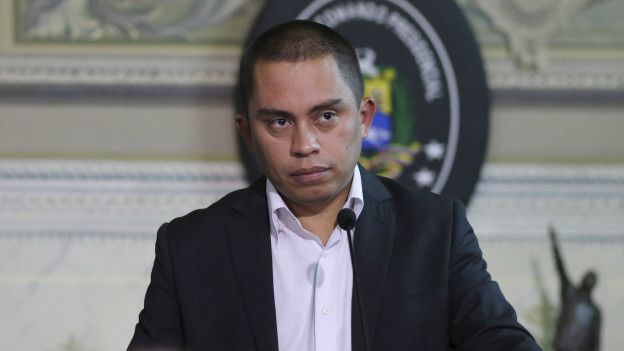 El ministro de Economía, Luis Salas
