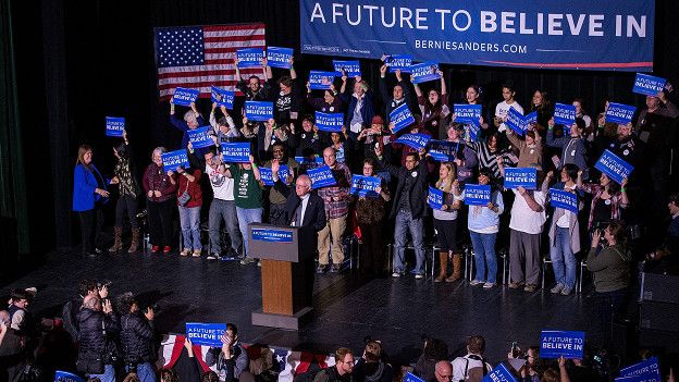 Bernie Sanders en un acto de campaña